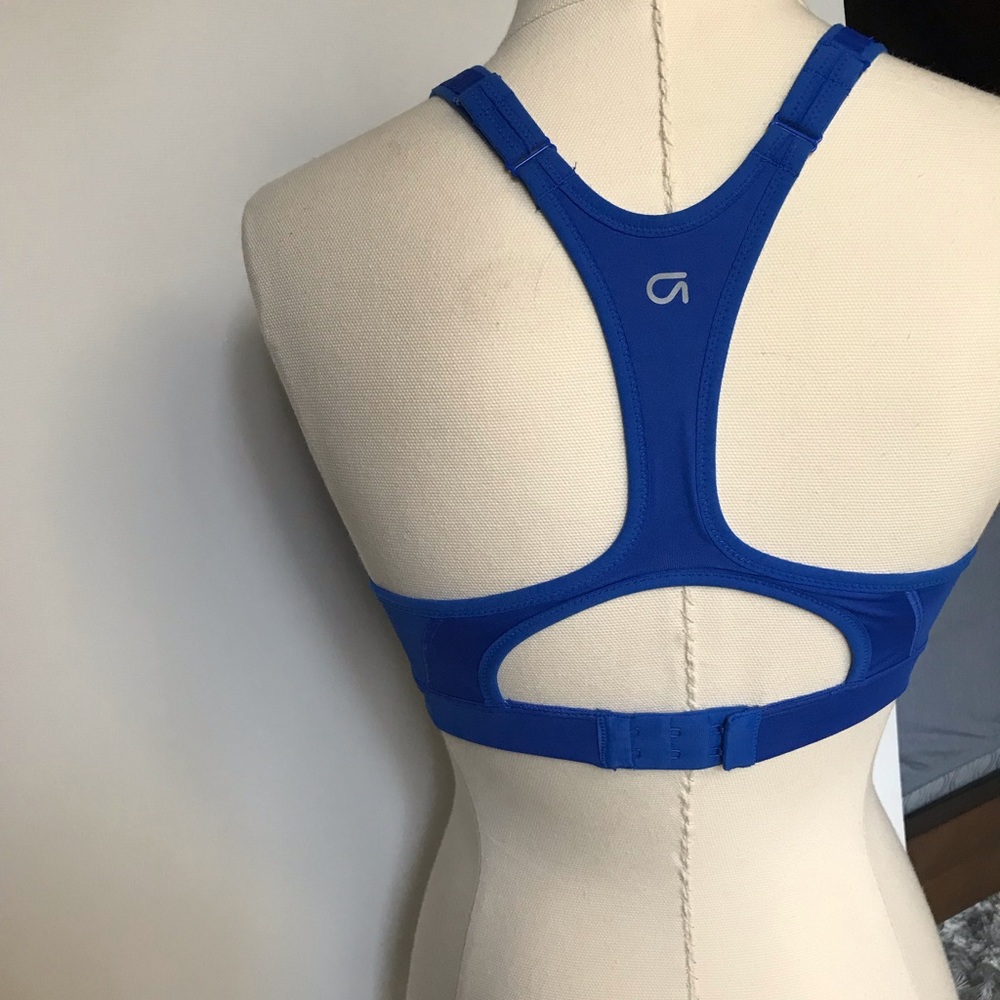 Gap sports bra